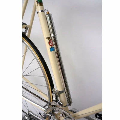 Brandless Support De Pompe Vintage Pour Cadre 3 Brandless Support De Pompe Vintage Pour Cadre – Image 2